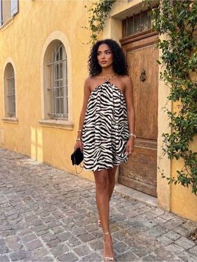 SHEIN Black & White Zebra Print Strapless Mini Dress